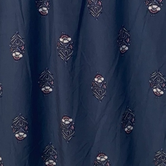 Women's Loft Steel Blue Floral Printed Top - Picture 8 of 8